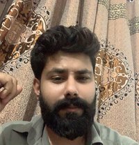 Hadi - Male adult performer in Islamabad