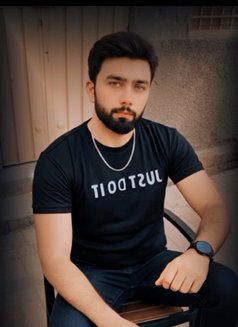 Hadi - Male escort in Multān Photo 1 of 1