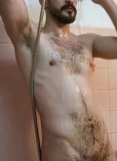 Hadi - Acompañantes masculino in Beirut Photo 2 of 2