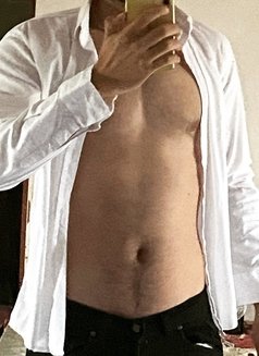 Hadi (Top) - Male escort in Dubai Photo 1 of 2