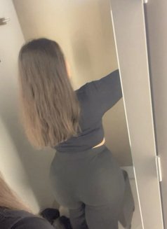 Hadil hoot🫦 - puta in Muscat Photo 12 of 14