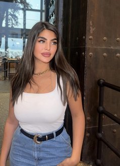 Hadil hoot - escort in Muscat Photo 12 of 13