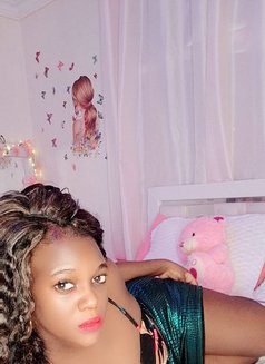 Haffy - escort in Jeddah Photo 1 of 6