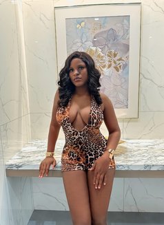 Hafsa Luxe - escort in Abu Dhabi Photo 12 of 12