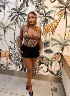 Hafsa Massage - escort in Abu Dhabi Photo 1 of 4