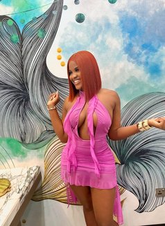 Hafsa - escort in Abu Dhabi Photo 3 of 4