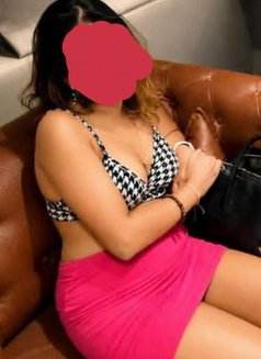 Hafsa & Radhika @ Wellawatta - escort in Colombo Photo 11 of 14