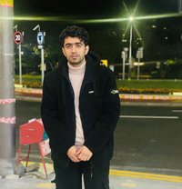 Haider - Male adult performer in Seoul