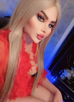 ايلين الدلع هيوفه - Acompañantes transexual in Erbil Photo 7 of 14