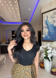 Alice Lady Boy - masseuse in Muscat Photo 11 of 23