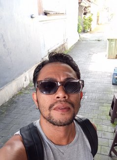 Haikal - Acompañante masculino in Bali Photo 6 of 6