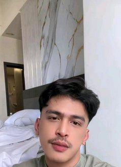 Haikal - Male escort in Singapore Photo 1 of 8