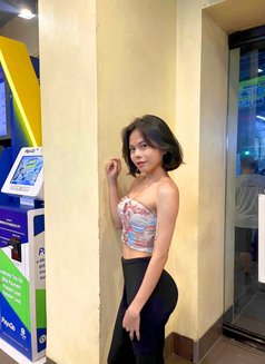 Hailey - Transsexual escort in Manila Photo 4 of 4