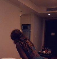 Hailey - escort in Shanghai