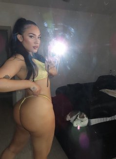 Hailey Jack - puta in Hong Kong Photo 1 of 2