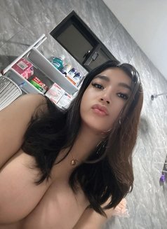 Hailey Love - Masajista in Kuwait Photo 4 of 4