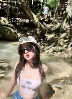 Hailey.Parker.Bbc - Acompañantes transexual in Manila Photo 5 of 6
