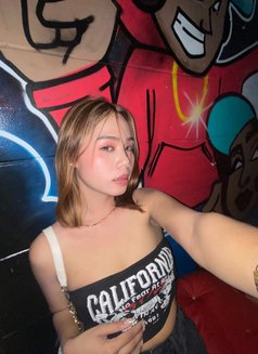 Haileykesha - Transsexual escort in Manila Photo 5 of 5