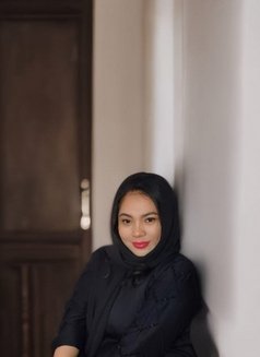 SASA - escort in Abu Dhabi Photo 6 of 7