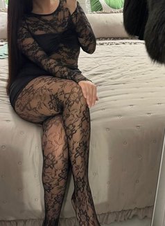 Hajar - escort in Amman Photo 2 of 4