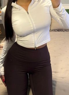 Hajar - escort in Amman Photo 4 of 4