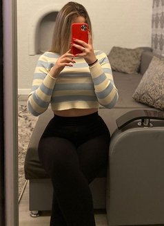 Hajar - escort in Amman Photo 1 of 3