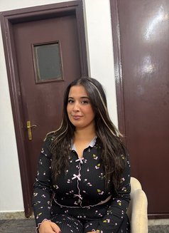 Hajar - escort in Dubai Photo 1 of 9