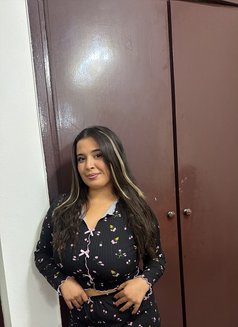 Hajar - escort in Dubai Photo 3 of 9