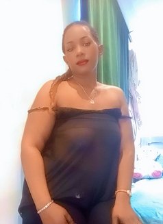 Hajarah Baeb - escort in Jeddah Photo 1 of 4