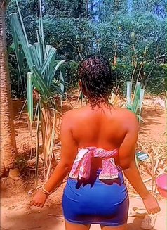 Hajji - Acompañantes transexual in Nairobi Photo 1 of 2