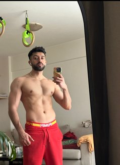 Hakan Xxl - Male escort in İstanbul Photo 1 of 5
