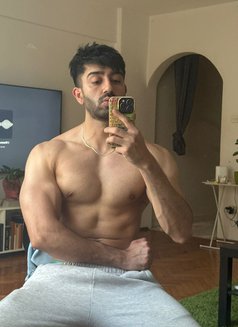 Hakan Xxl - Male escort in İstanbul Photo 3 of 5