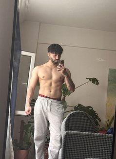 Hakan Xxl - Male escort in İstanbul Photo 5 of 5