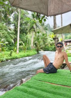 Haki Msg - Male escort in Bali Photo 2 of 8