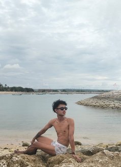 Haki Msg - Male escort in Bali Photo 6 of 8