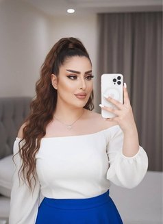 Hala - puta in Erbil Photo 4 of 5