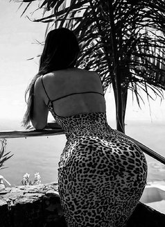 Hala - puta in Erbil Photo 3 of 4