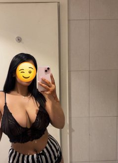 Shams from Morocco - escort in Ajmān Photo 3 of 4