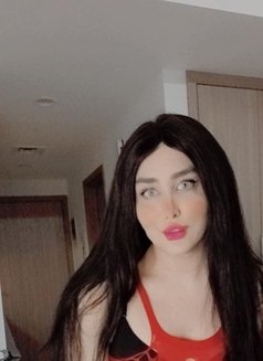 حلا دبي - Transsexual escort in Dubai Photo 2 of 4