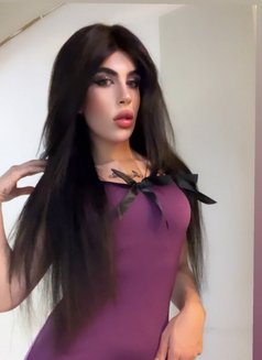 halaa - Transsexual escort in Beirut Photo 6 of 9