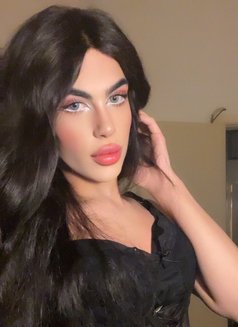 halaa - Transsexual escort in Beirut Photo 11 of 16