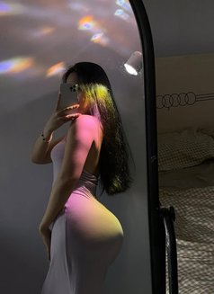 Aira - escort in Jeddah Photo 3 of 5