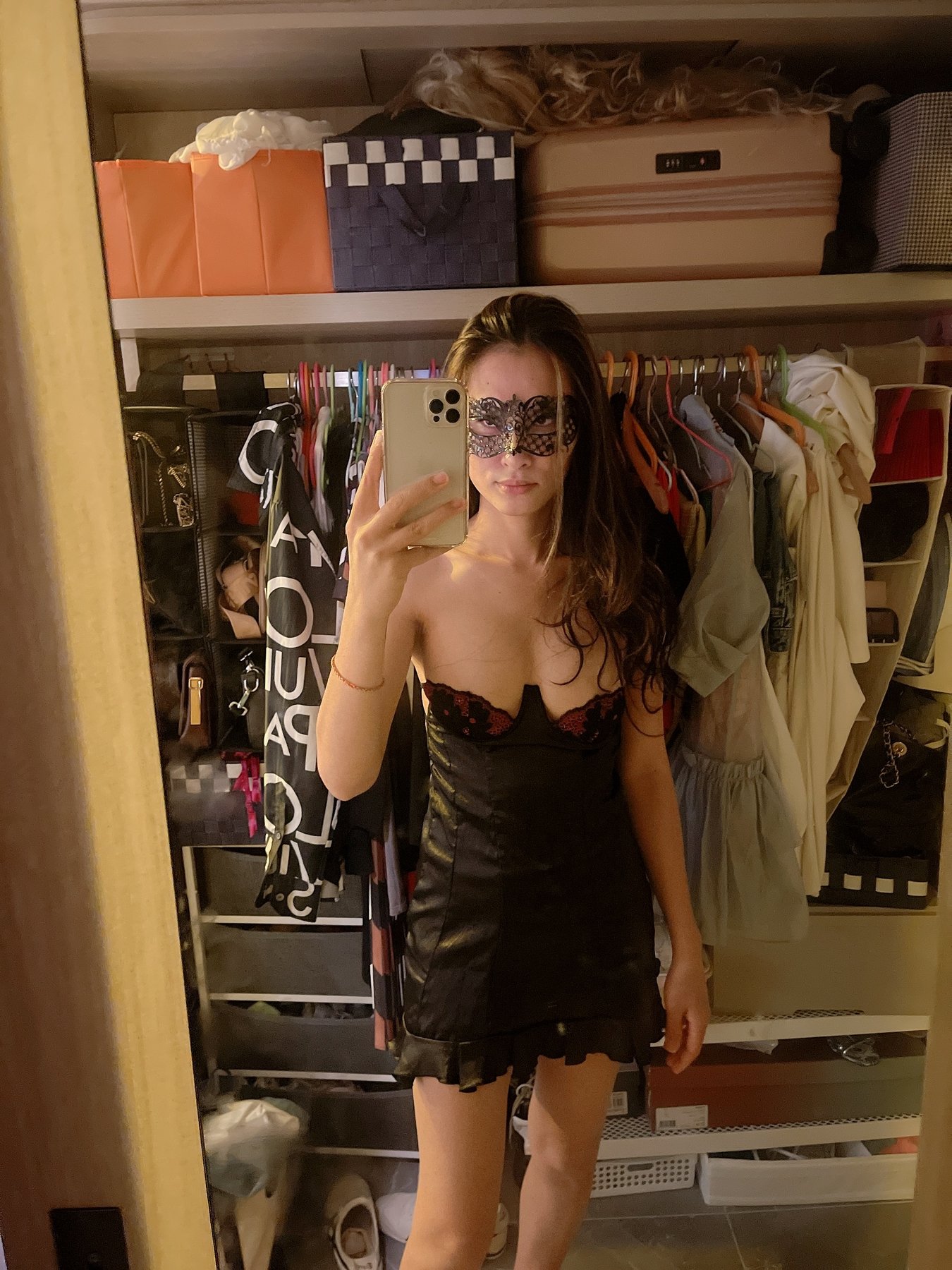 Halen, Cambodian Transsexual escort in Ho Chi Minh City