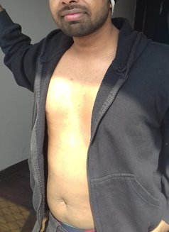 Half Engineer - Male escort in Noida Photo 1 of 1