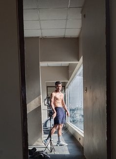 Halku - Acompañantes masculino in Raipur Photo 2 of 2
