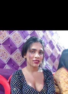 Halla - Transsexual escort in Ahmedabad Photo 5 of 12