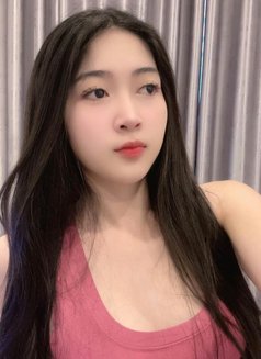 Hallo Available - escort in Jakarta Photo 3 of 4