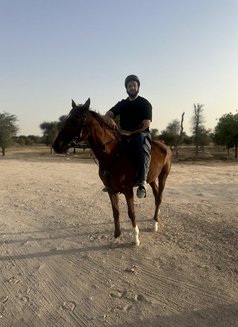 Hamd - Masajista in Dubai Photo 19 of 20