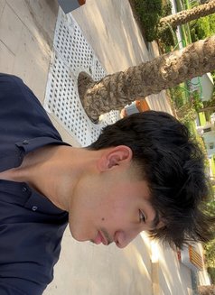 Hamdan - Acompañantes masculino in Abu Dhabi Photo 1 of 2