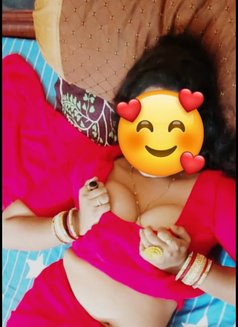Farhana 8" shemlale - Transsexual escort in Kochi Photo 8 of 10